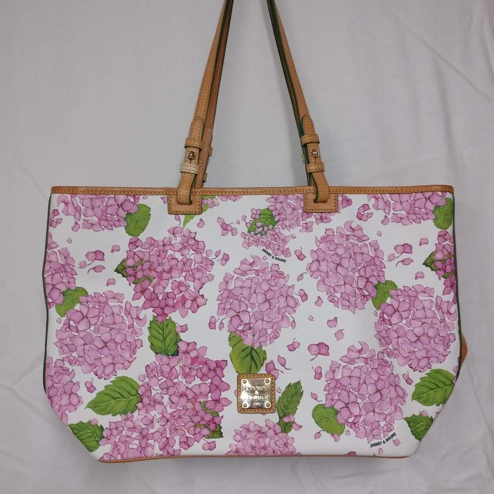 Dooney and Bourke hydrangea